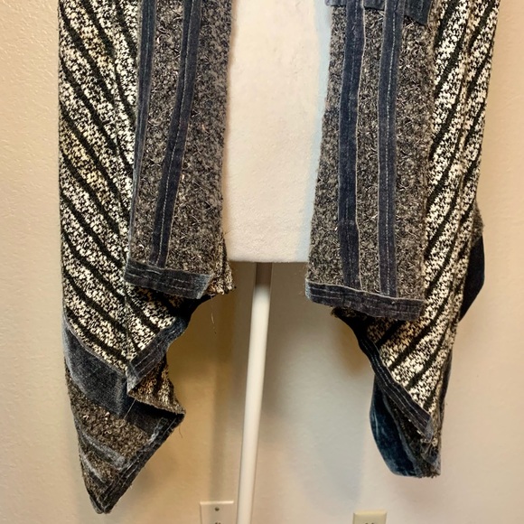 Vintage Anis A. Sleeveless Boho Sweater Vest Velvet Detail Gray & White Medium - Picture 4 of 14